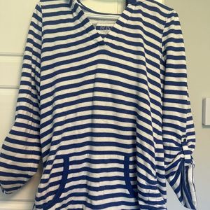 Hoodie, new without tags